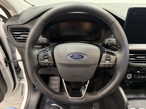Used 2024 Ford Escape SE image 22