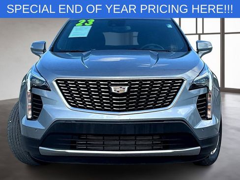 Used 2023 Cadillac XT4 Premium Luxury image 2