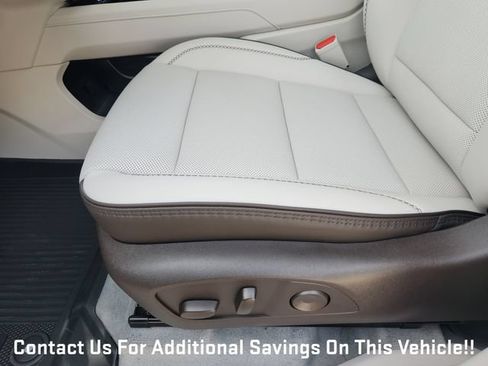 New 2026 GMC Acadia Denali w/ Super Cruise Package FWD image 18