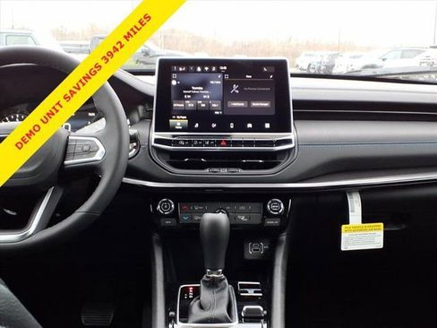 New 2026 Jeep Compass Latitude AWD/4WD image 7