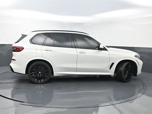 Used 2022 BMW X5 sDrive40i w/ M Sport Package image 46