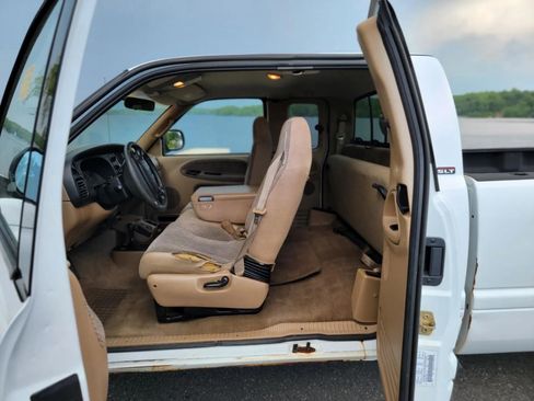 Used 2001 Dodge Ram 2500 Truck 4x4 Quad Cab image 8