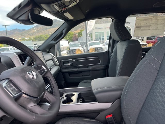 New 2026 RAM 2500 Big Horn AWD/4WD image 17