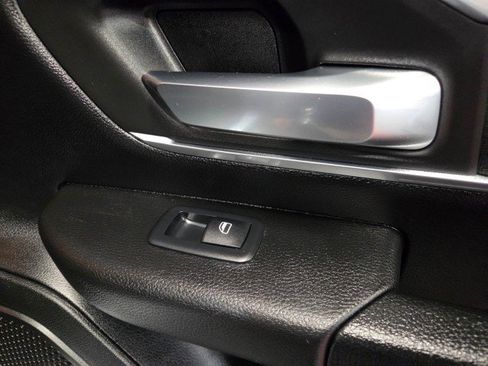 Used 2019 RAM 1500 Big Horn image 36