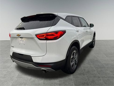 Used 2025 Chevrolet Blazer LT image 6