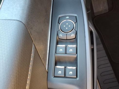 Certified 2025 Ford F150 XLT w/ Equipment Group 301A Standard image 15