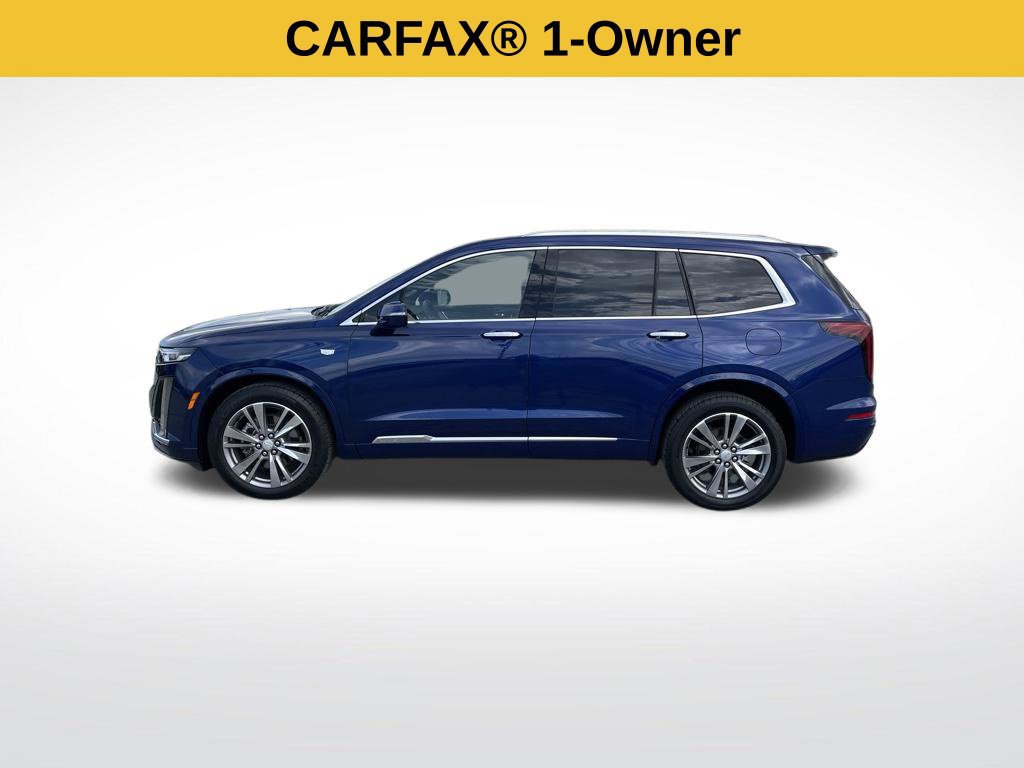 Used 2025 Cadillac XT6 Premium Luxury FWD image 2