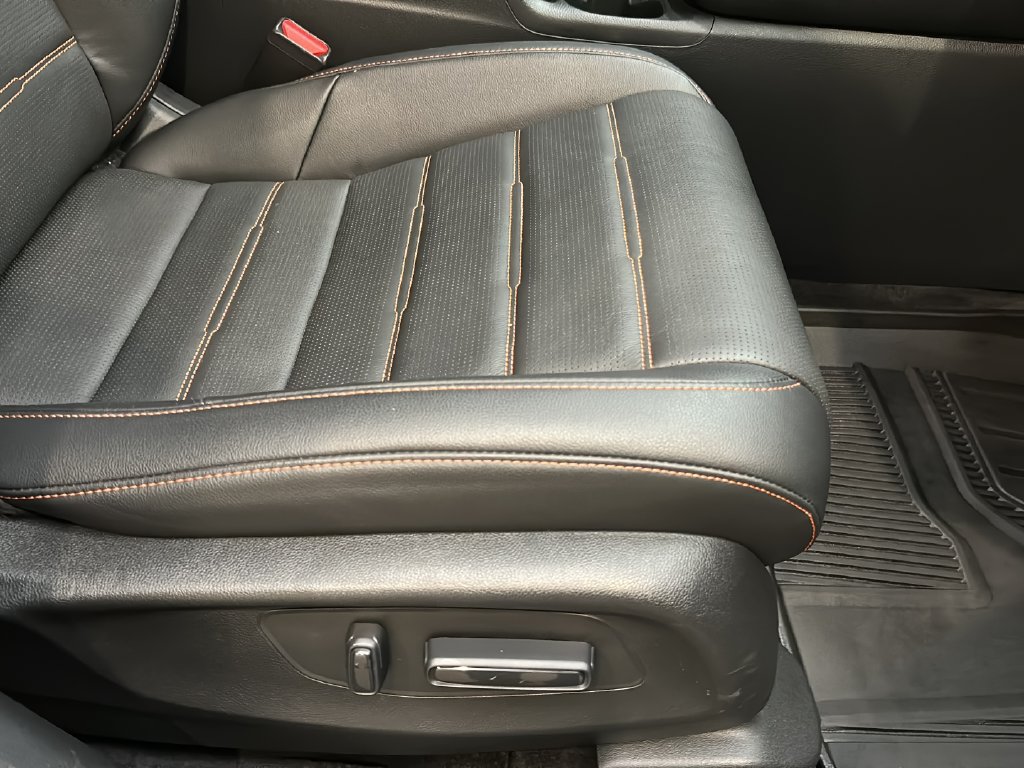 Certified 2025 Honda CR-V Sport Touring image 24