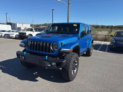 Used 2024 Jeep Wrangler Unlimited Rubicon 4xe image 7