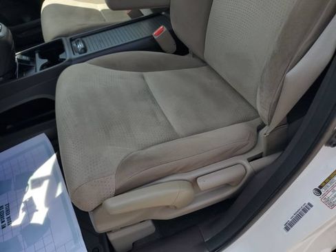 Used 2014 Honda CR-V EX image 19