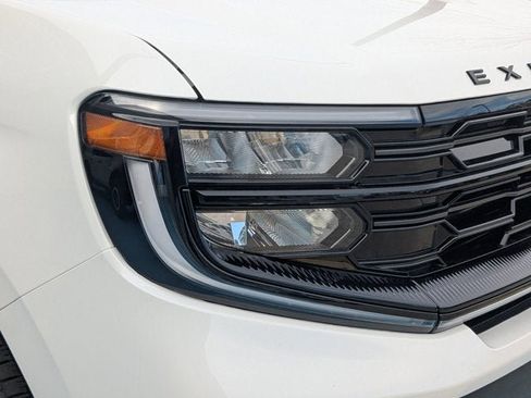 New 2025 Ford Expedition Max Platinum w/ Stealth Performance Package image 8