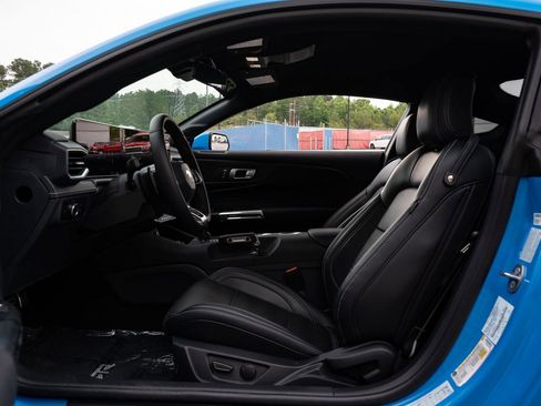 Used 2025 Ford Mustang GT Premium w/ GT Performance Package RWD image 37