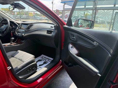 Used 2014 Chevrolet Impala LT w/ Premium Seating Package FWD image 20