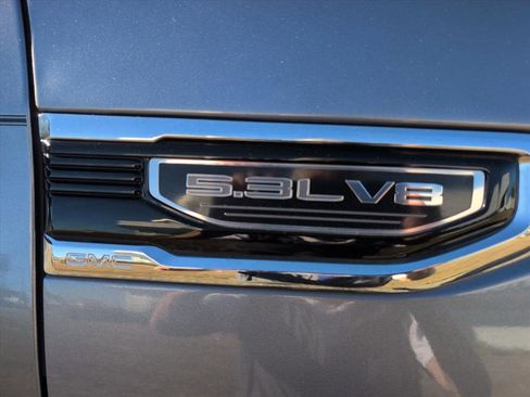 Used 2021 GMC Sierra 1500 SLT w/ SLT Premium Plus Package image 9