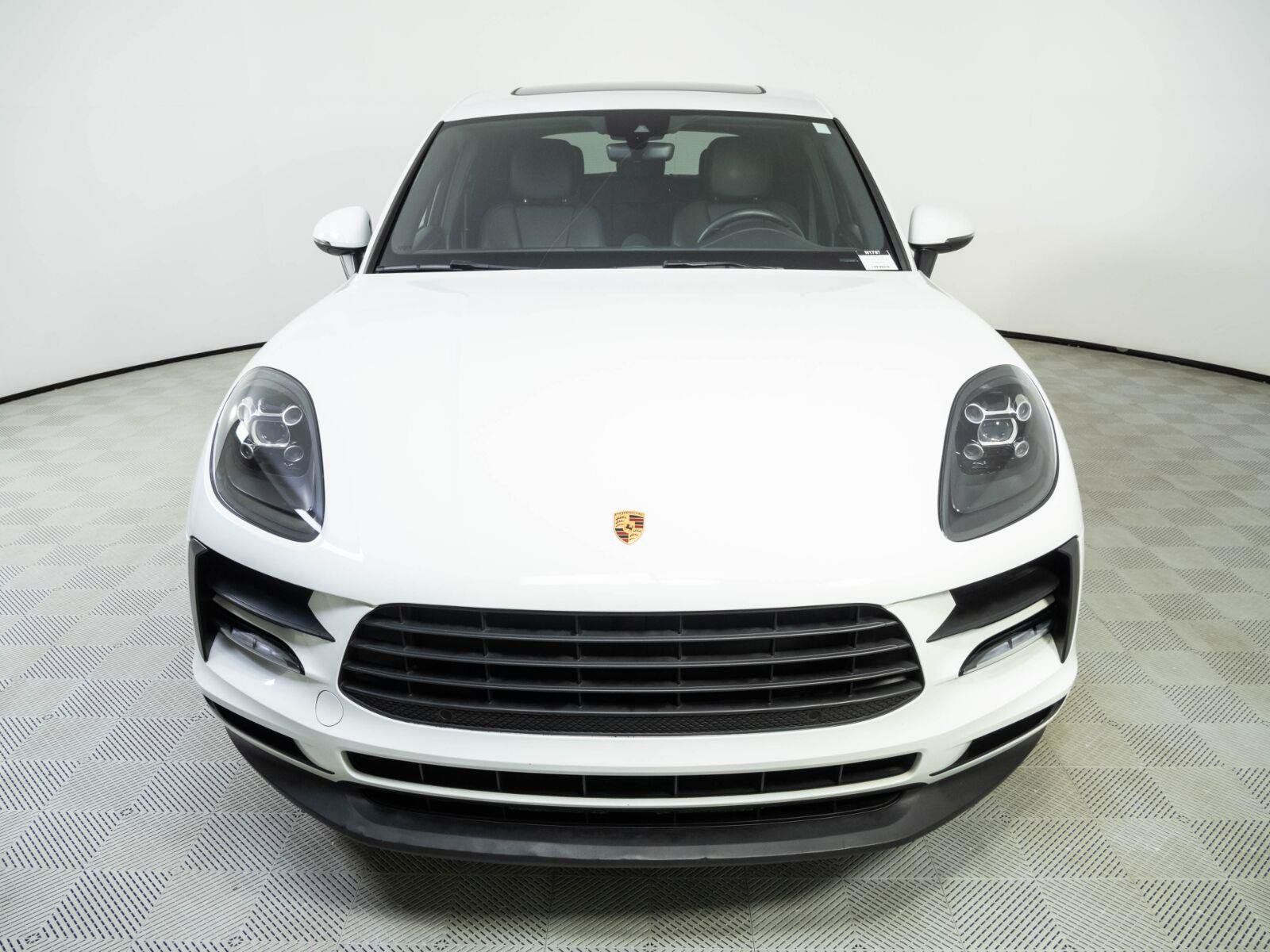 Used 2021 Porsche Macan AWD/4WD image 34