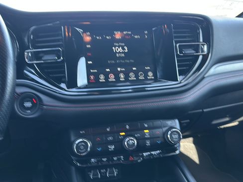 Used 2023 Dodge Durango GT image 32