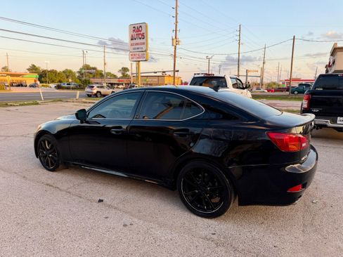 Used 2008 Lexus IS 250 image 3