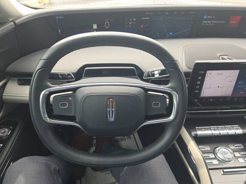 Used 2024 Lincoln Nautilus Premier w/ Equipment Group 102A AWD/4WD image 11