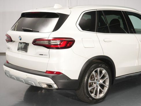 Used 2023 BMW X5 xDrive40i w/ Premium Package image 18