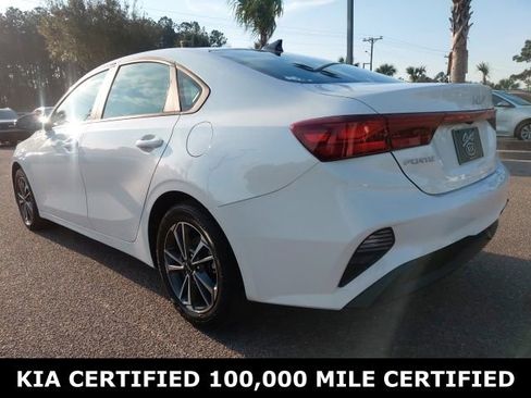 Certified 2023 Kia Forte LXS w/ LXS Technology Package image 7