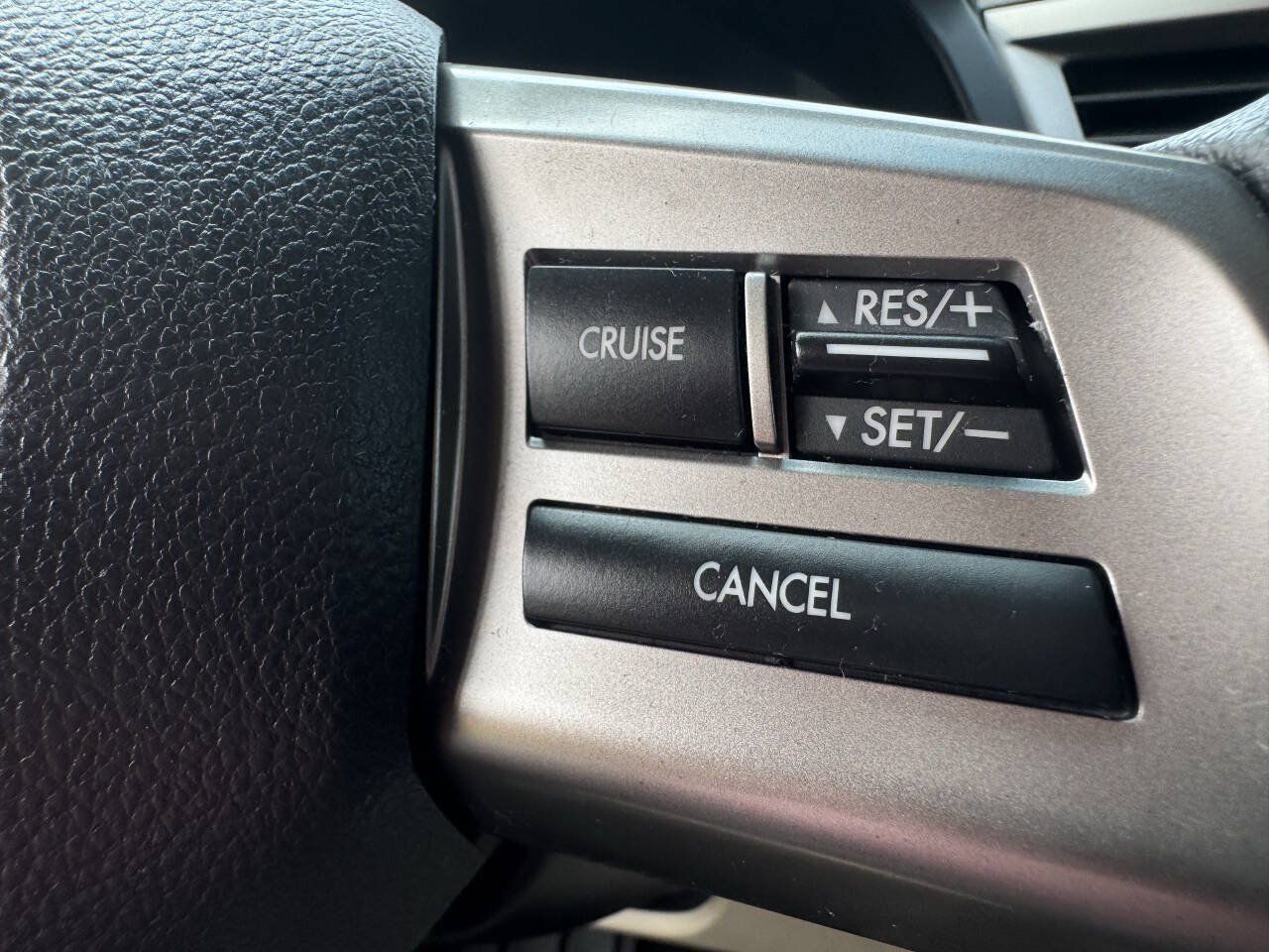 Used 2012 Subaru Legacy 2.5i AWD/4WD image 17