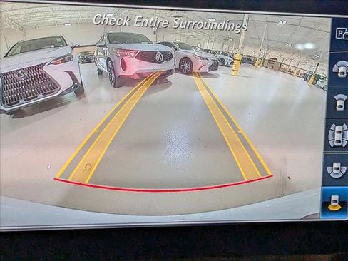 Used 2018 Mercedes-Benz E 300 image 8