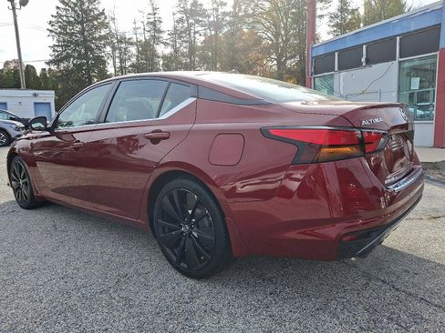 Used 2022 Nissan Altima 2.0 SR image 4
