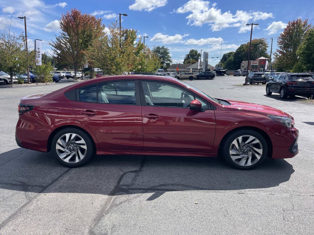 Used 2025 Subaru Legacy Limited AWD/4WD image 7
