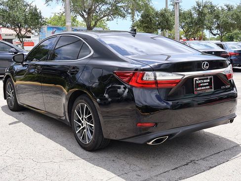 Used 2017 Lexus ES 350 w/ Luxury Package FWD image 12