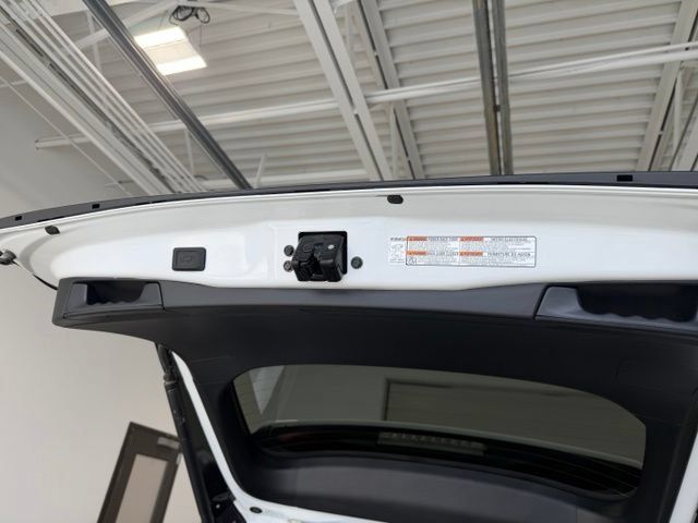 Used 2024 Toyota RAV4 XLE w/ Convenience Package AWD/4WD image 31