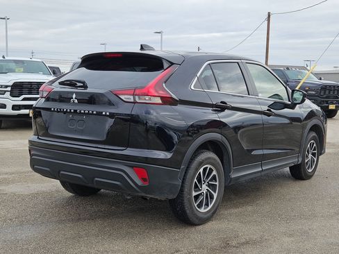Used 2024 Mitsubishi Eclipse Cross ES image 3