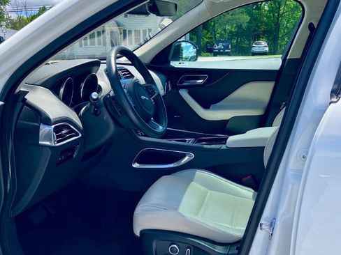 Used 2020 Jaguar F-PACE Prestige AWD/4WD image 8