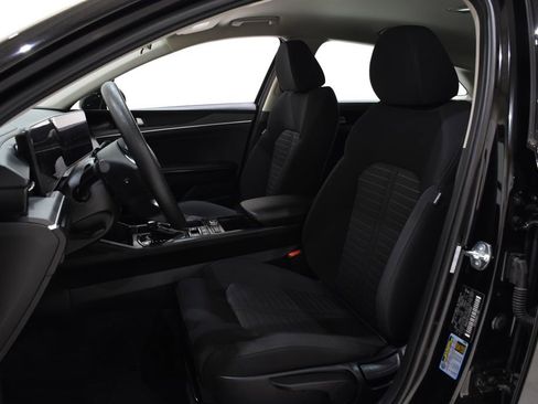 Certified 2025 Kia K5 LXS FWD image 22
