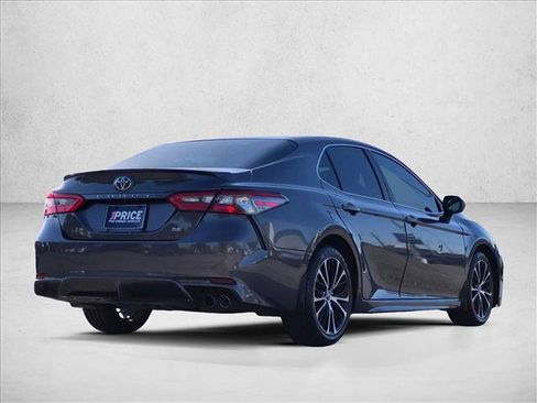 Used 2018 Toyota Camry SE w/ Convenience Package FWD image 5