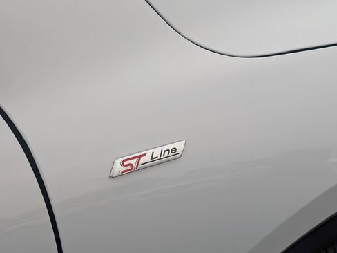 New 2026 Ford Escape ST-Line image 17