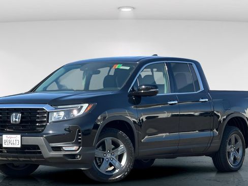 Certified 2023 Honda Ridgeline RTL-E image 2