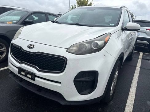 Used 2017 Kia Sportage LX w/ LX Popular Package FWD image 1