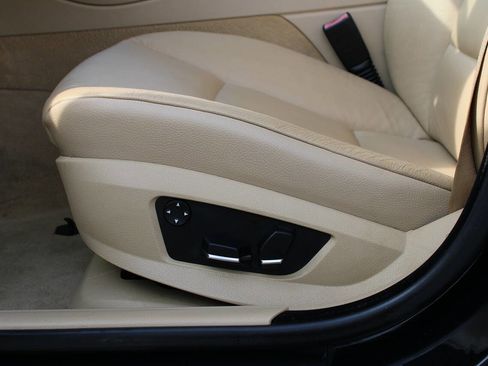 Used 2011 BMW 535i Sedan image 50