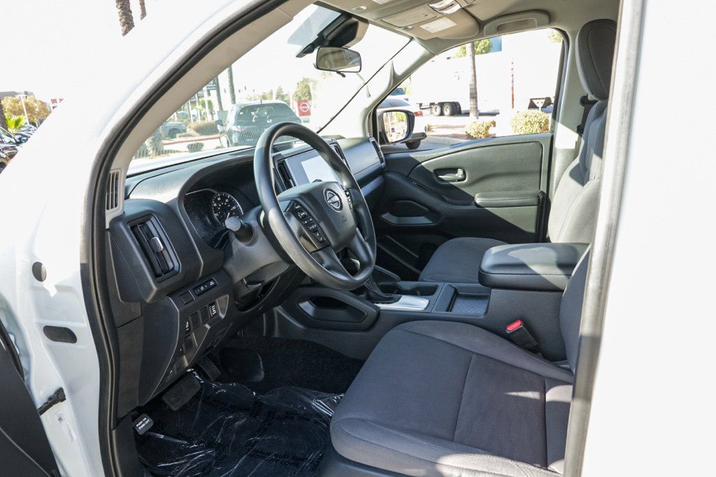 Used 2025 Nissan Frontier S w/ S Utility Package RWD image 16