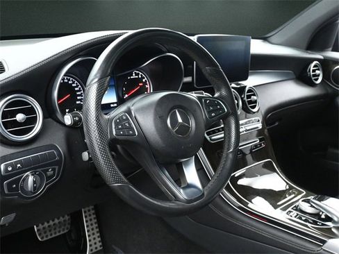 Used 2018 Mercedes-Benz GLC 43 AMG 4MATIC image 24