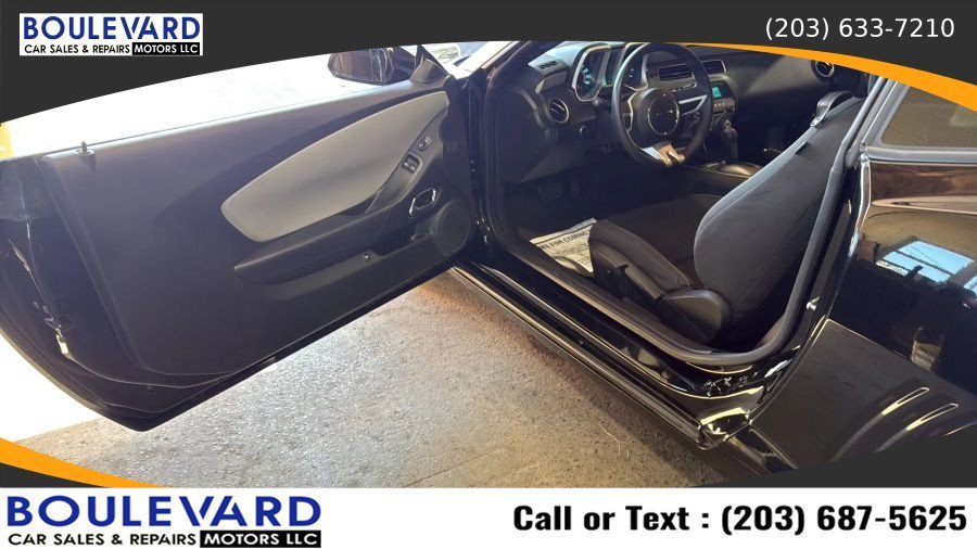 Used 2011 Chevrolet Camaro LS RWD image 20