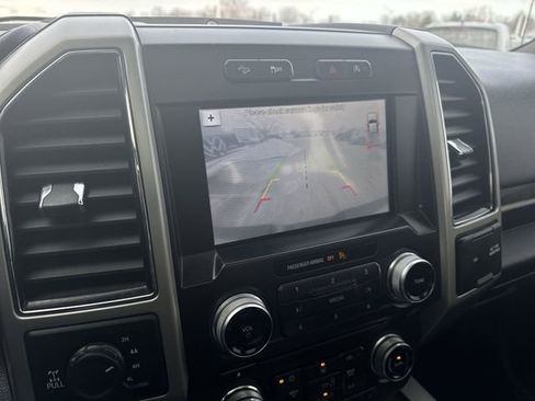 Used 2018 Ford F150 Lariat w/ Equipment Group 502A Luxury AWD/4WD image 15