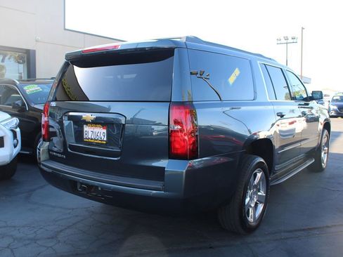 Used 2019 Chevrolet Suburban LS w/ All-Season Package AWD/4WD image 7