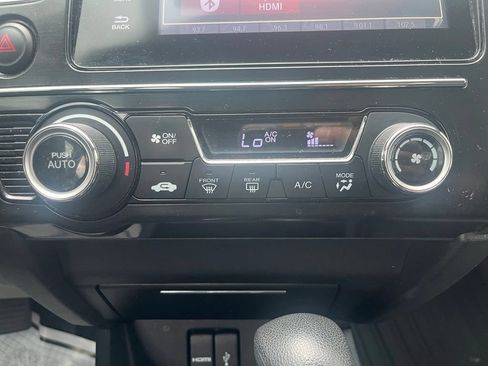 Used 2015 Honda Civic SE image 16