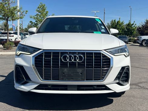 Used 2023 Audi Q3 2.0T Premium AWD/4WD image 2