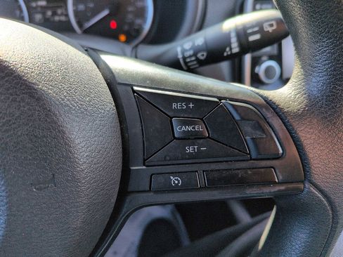 Used 2024 Nissan Kicks S image 16