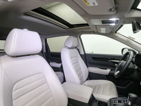 Used 2025 Honda CR-V EX-L image 17