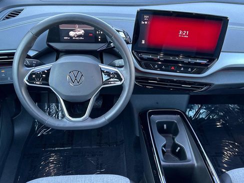 Used 2024 Volkswagen ID.4 2WD image 13