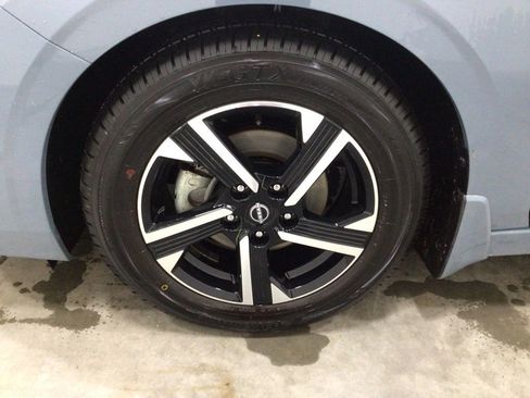 Used 2024 Nissan Sentra SV w/ All-Weather Package FWD image 9