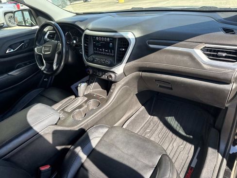 Used 2019 GMC Acadia SLT w/ LPO, Black Accent Package image 12